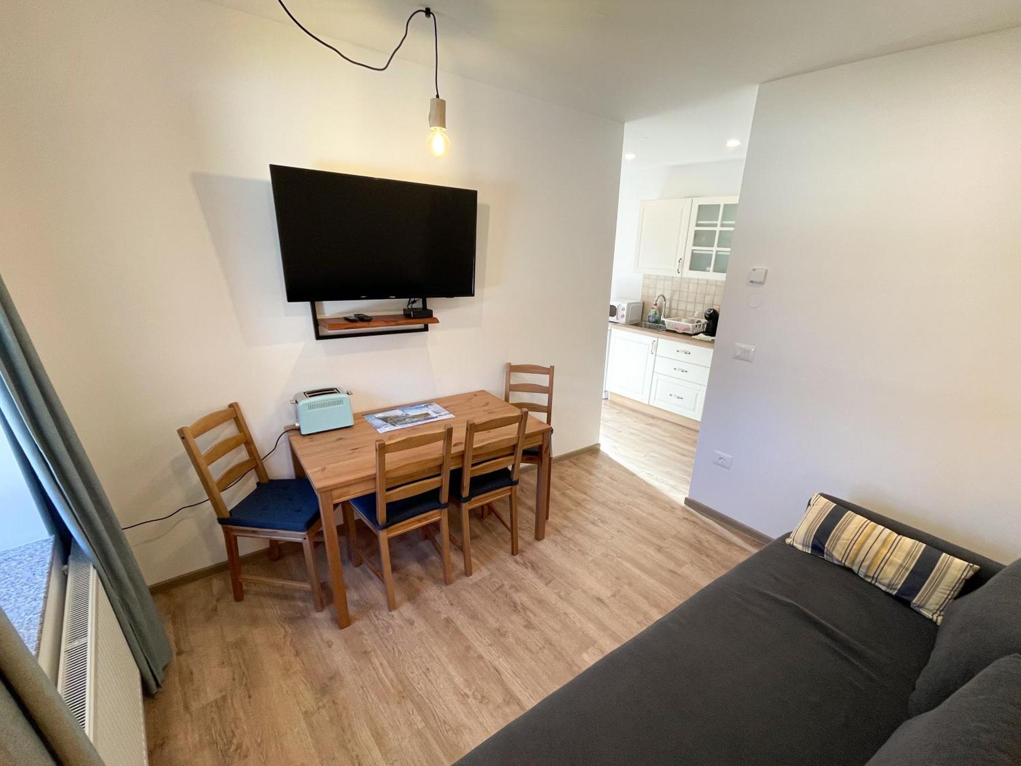 Apartment House Prezlc 克拉尼斯卡戈拉 外观 照片